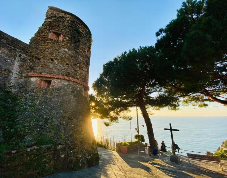 Al Castello Apartment Riomaggiore Ngoại thất bức ảnh